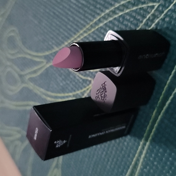 Moodstruck opulence matte lipstick - Picture 4 of 4